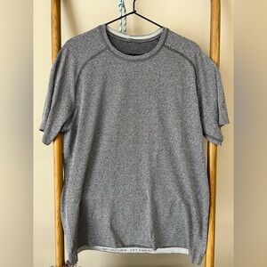 lululemon athletica Heathered Gray Short sleeve metal vent tech tee